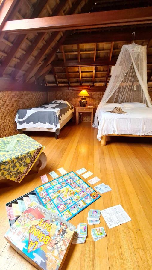 Fare Makana Maharepa  Bagian luar foto